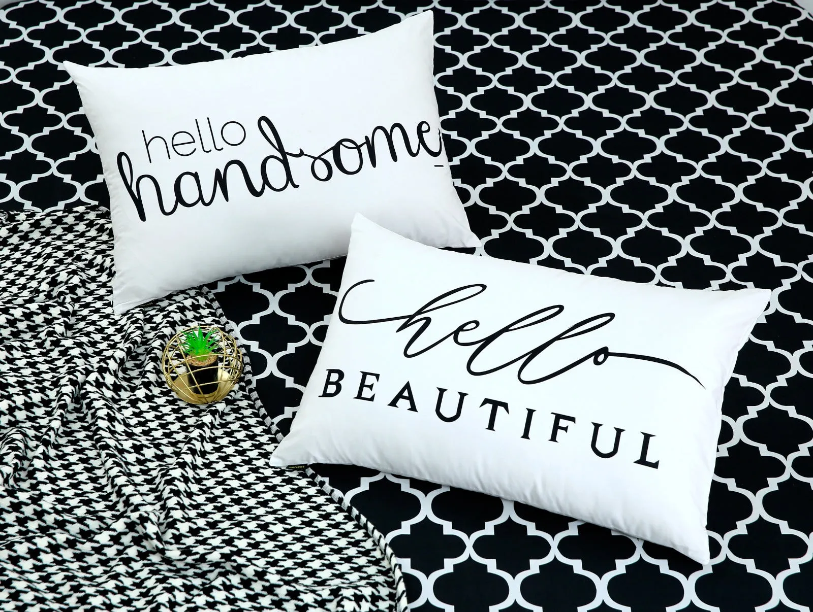 5 PCs Fitted Bed Sheet With Text Pillows-Couple Set CS09