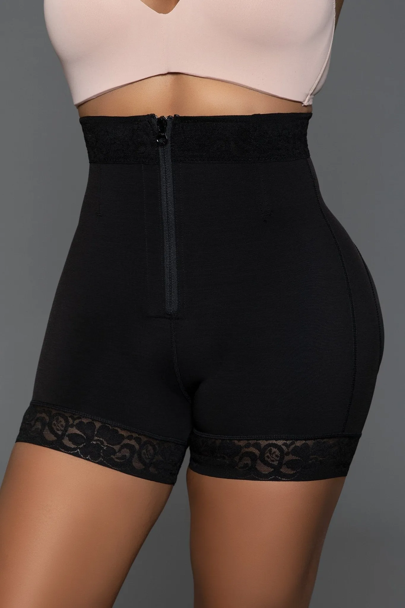 BeWicked Women's Hug Me Close Bodyshaper 2342