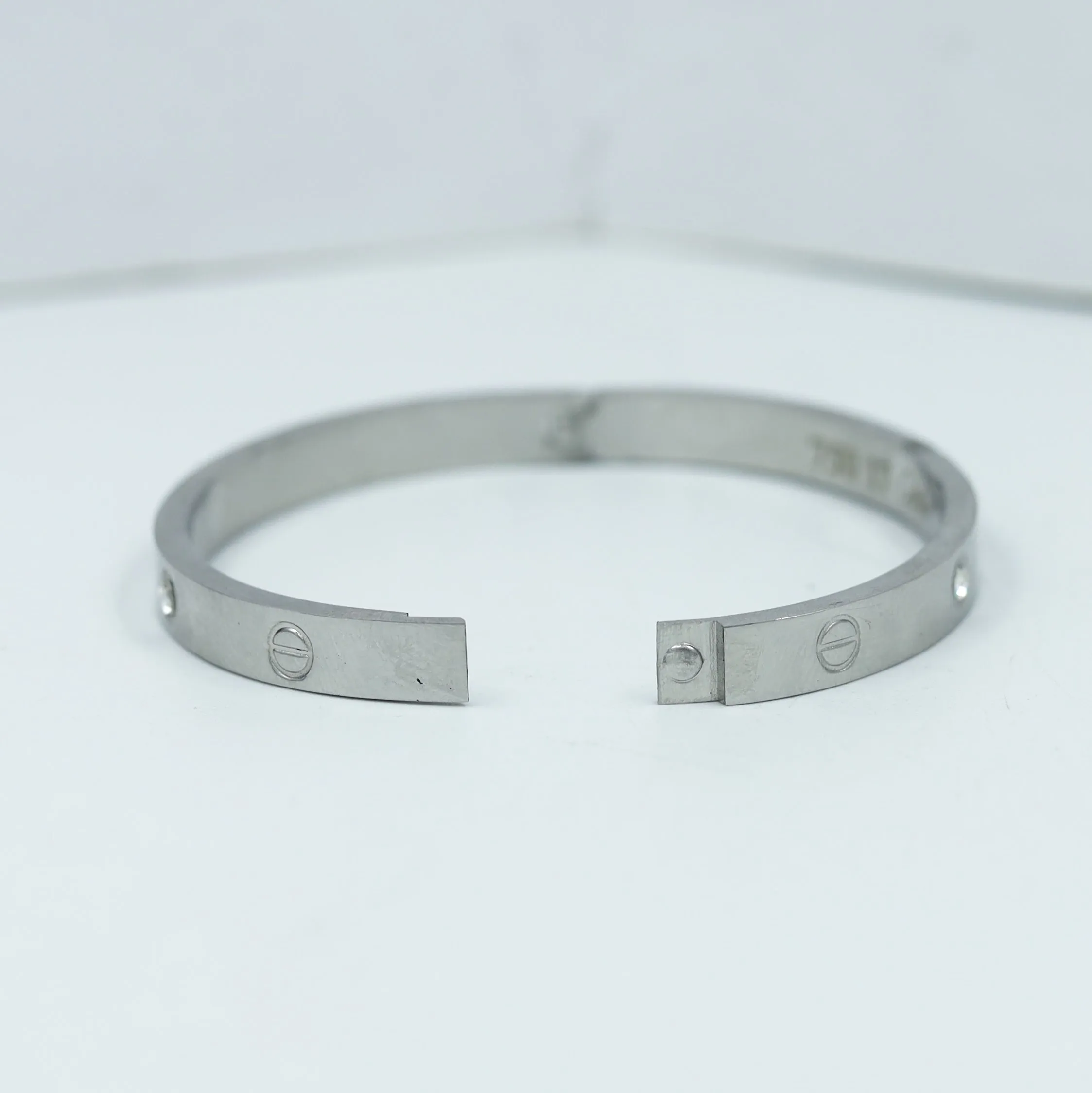 Cartier Design Fashion Bracelet 11558-88