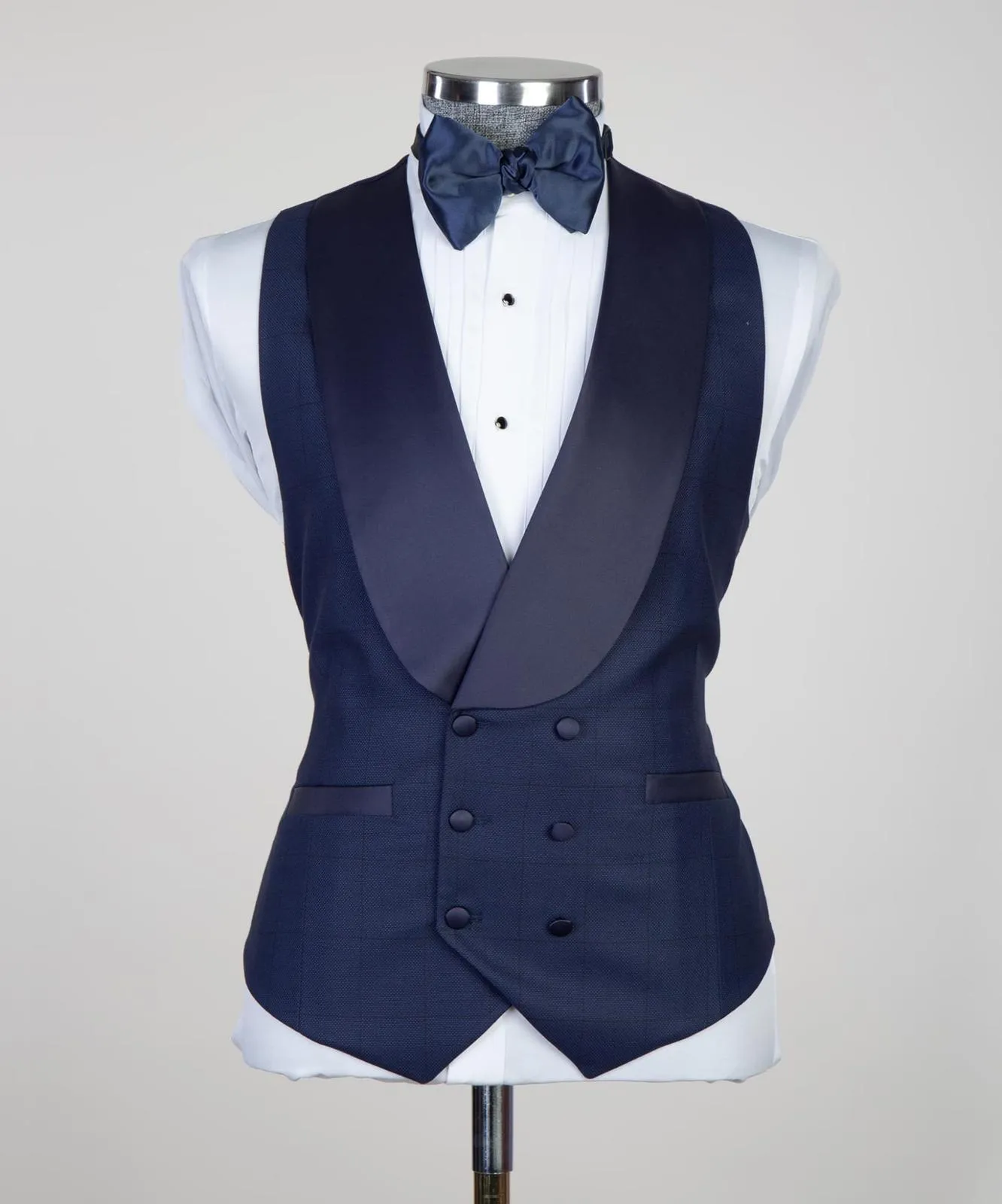 New Legend Tux - 16