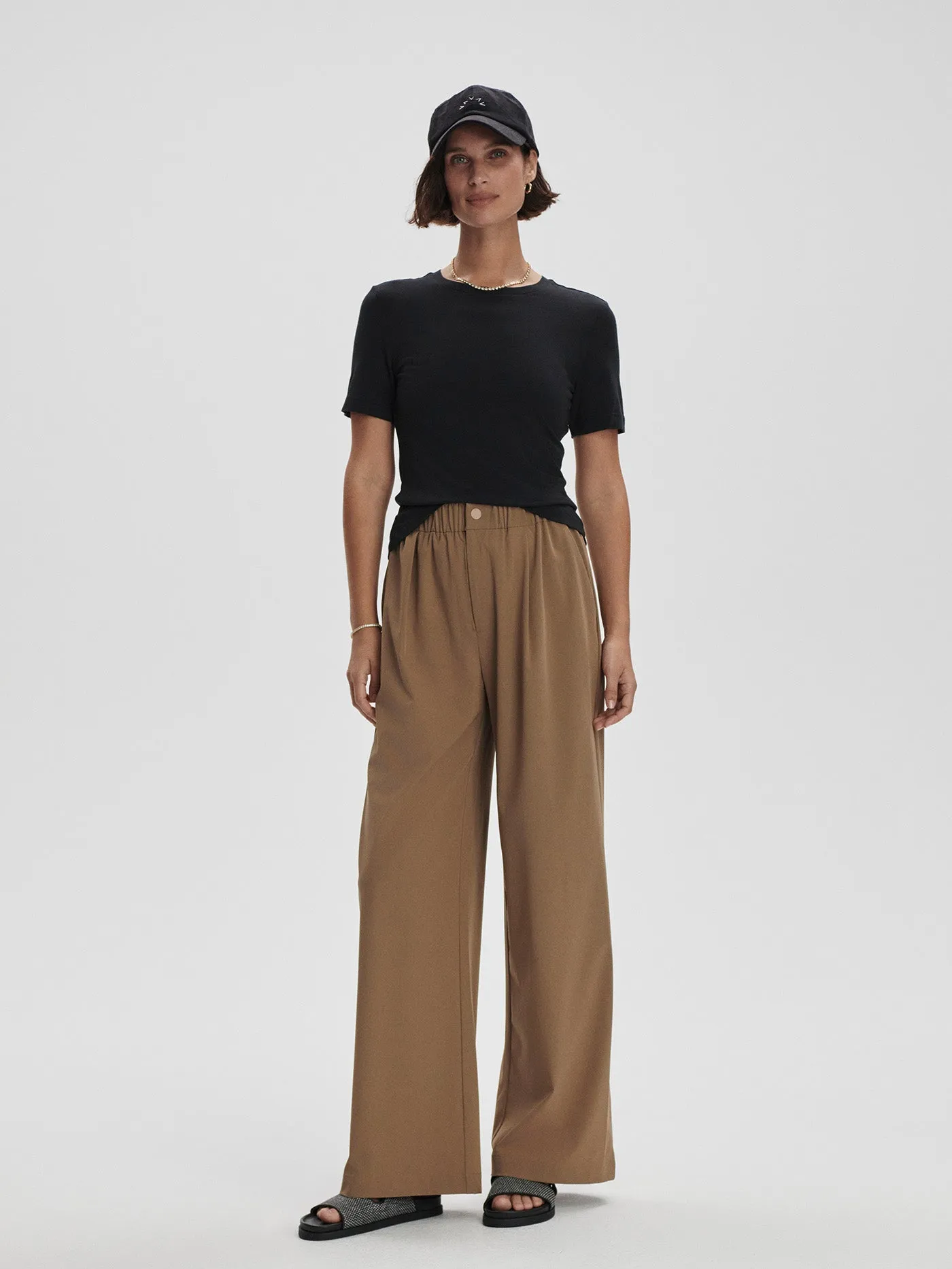 Regina Fitted Tee