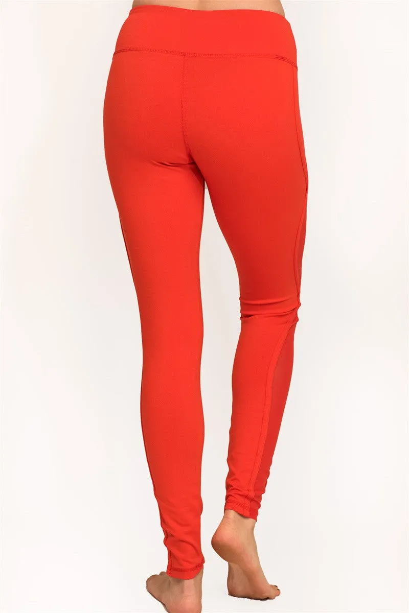 Stylish legging with mesh insert