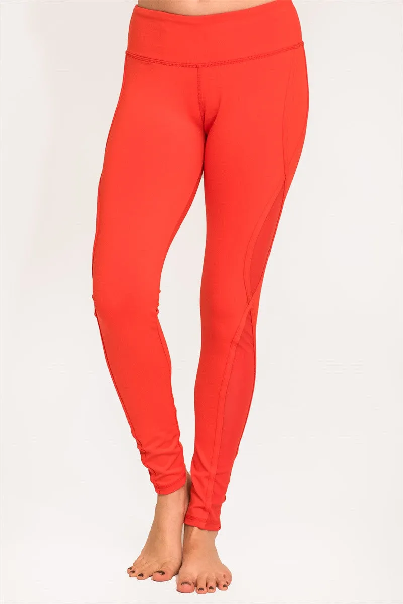 Stylish legging with mesh insert