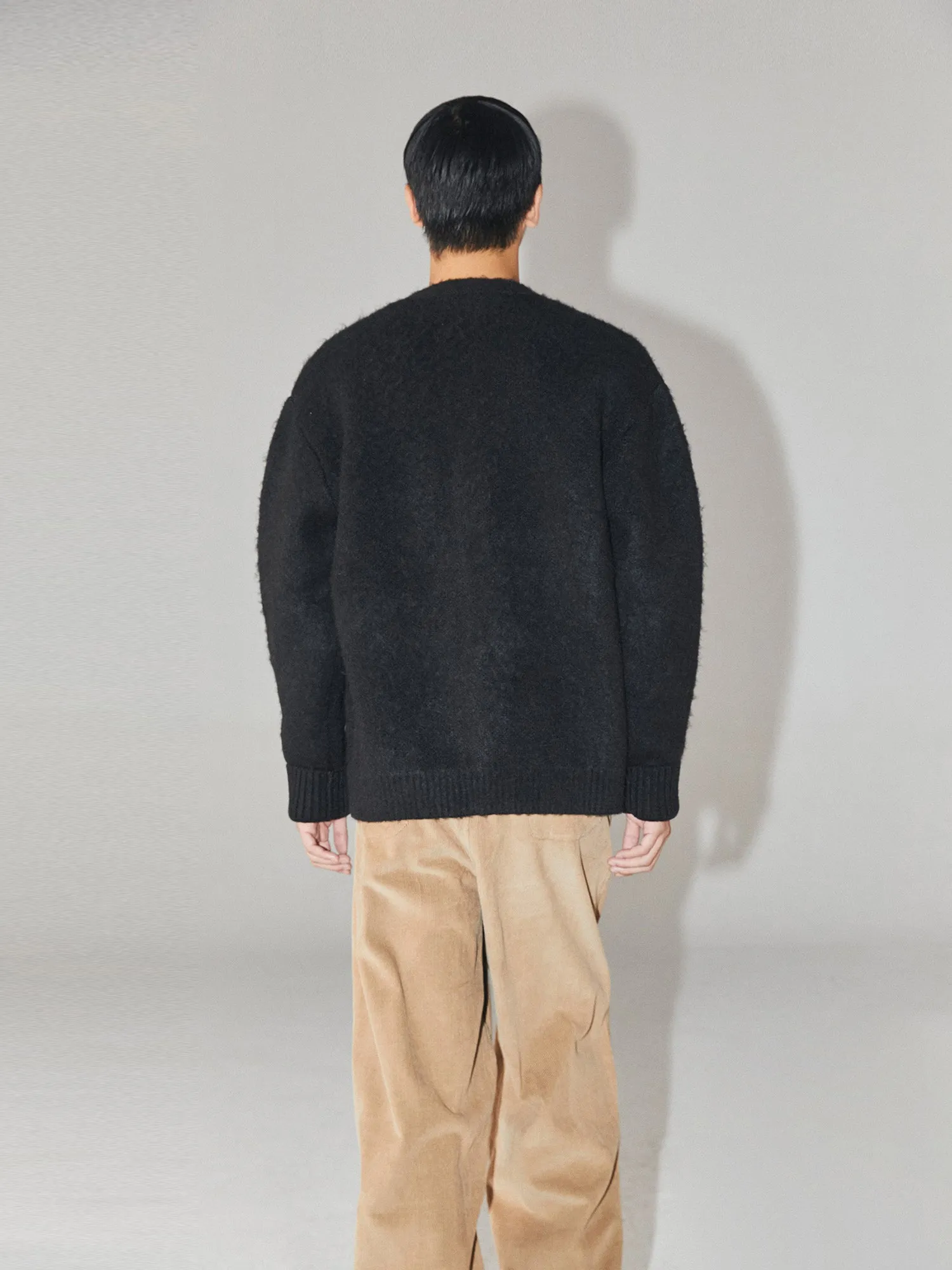 V-neck simple cardigan