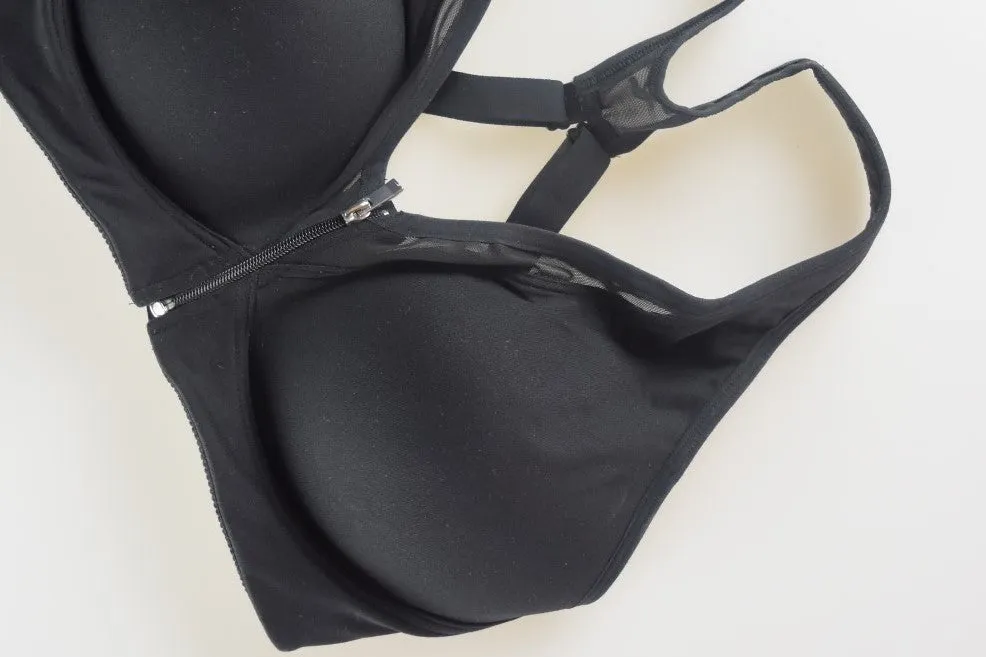 Victoria's Secret Full Coverage Sport Bra Front-Close Sport Bra Negro 38C
